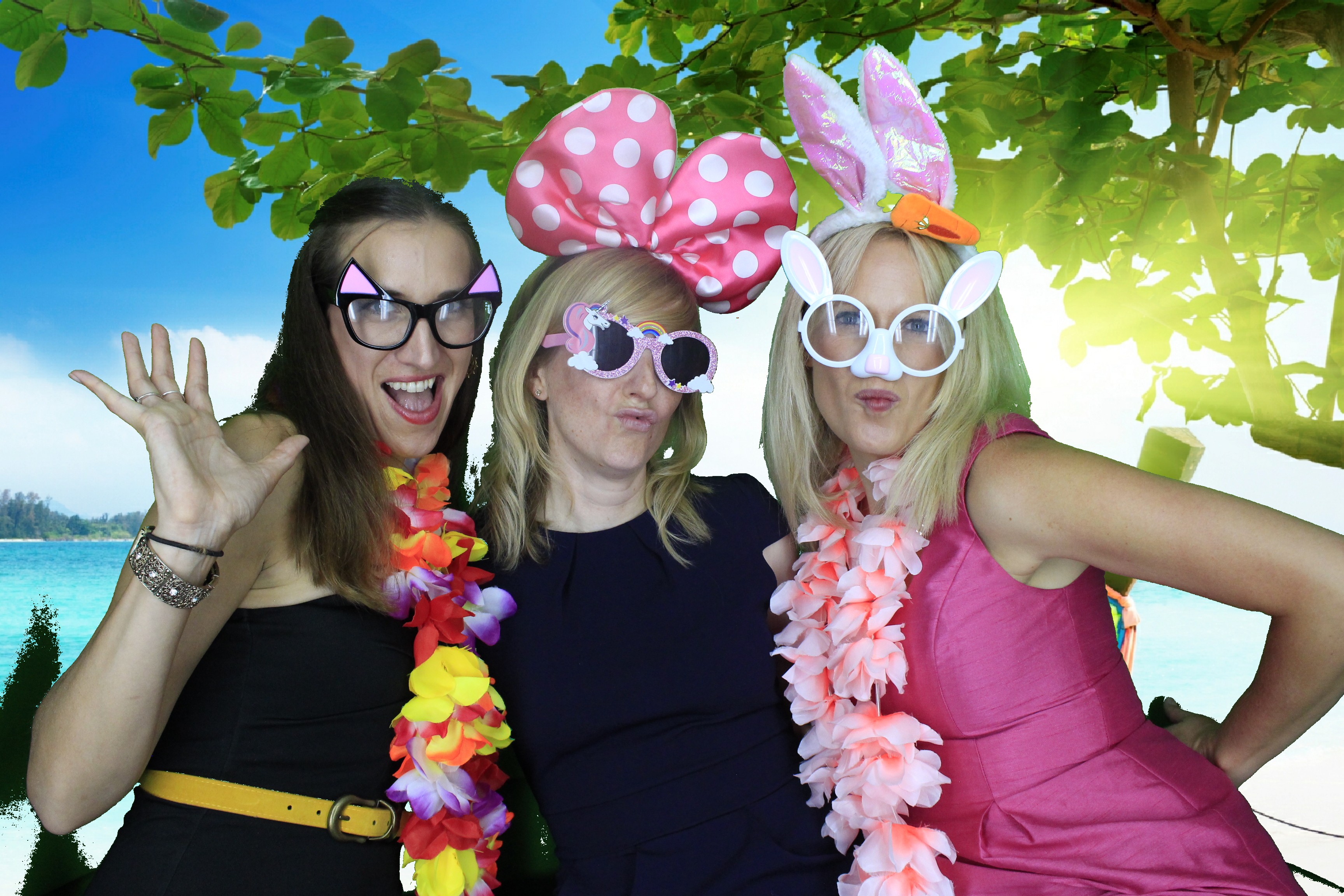 Lin's 60th Birthday | View more photos from the event at gallery.myphotoboothexperience.co.uk/u/MyPhotoBoothExperienceLtd/Lins-60th-Birthday